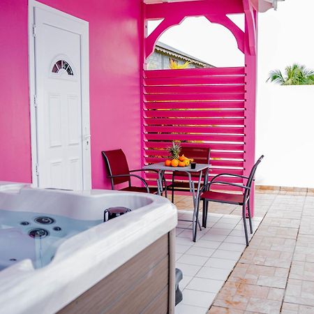 Domaine De La Rosa Spa Privatif Les Abymes Luaran gambar